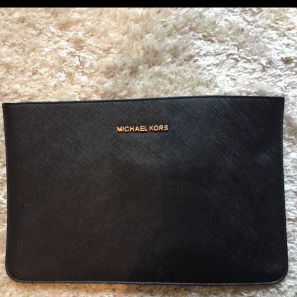 MICHAEL KORS LAPTOP SLEEVE